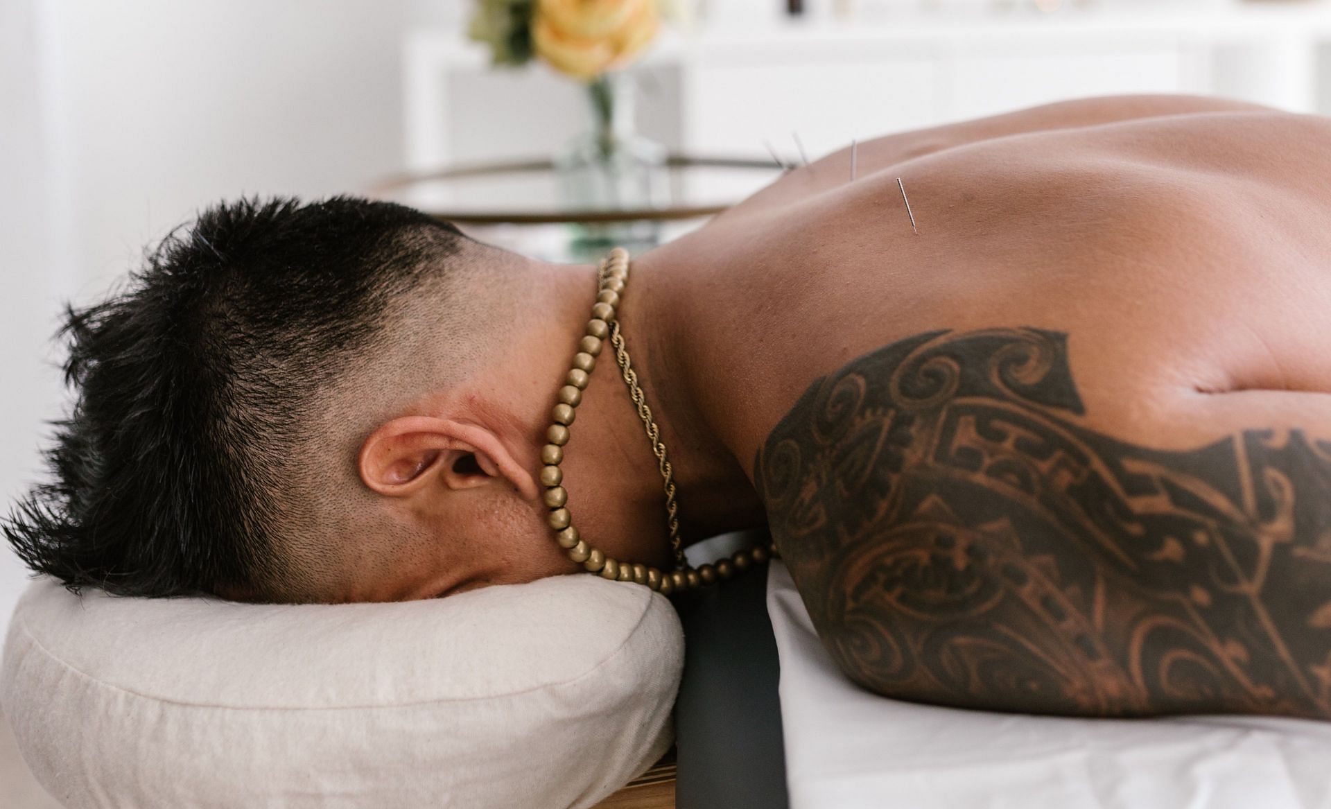 Rest the affected area. (Photo via Pexels/RODNAE Productions)